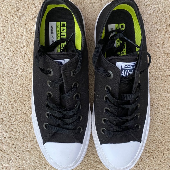 Converse - Picture 1 of 2